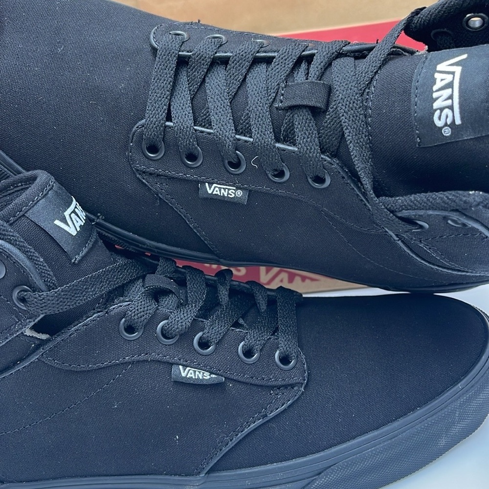 Vans WMNS Black High-Top Sneakers Atwood Hi (Canvas) Black/Black
VN0A38BV186 - Picture 15 of 16